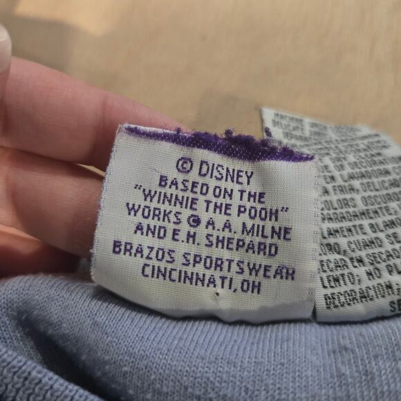 Vtg Disney Pooh embroidered sweatshirt sz M ringer - Picture 6 of 7